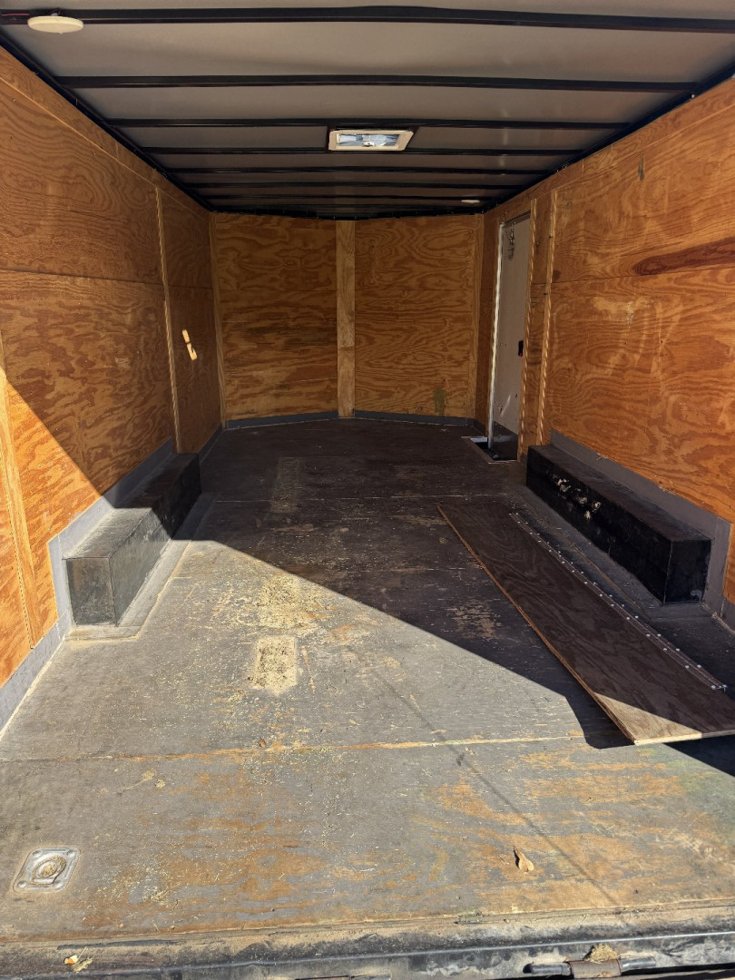 Used 2023 Cynergy Cargo 8.5’x 18’ Cargo / Enclosed Trailer
