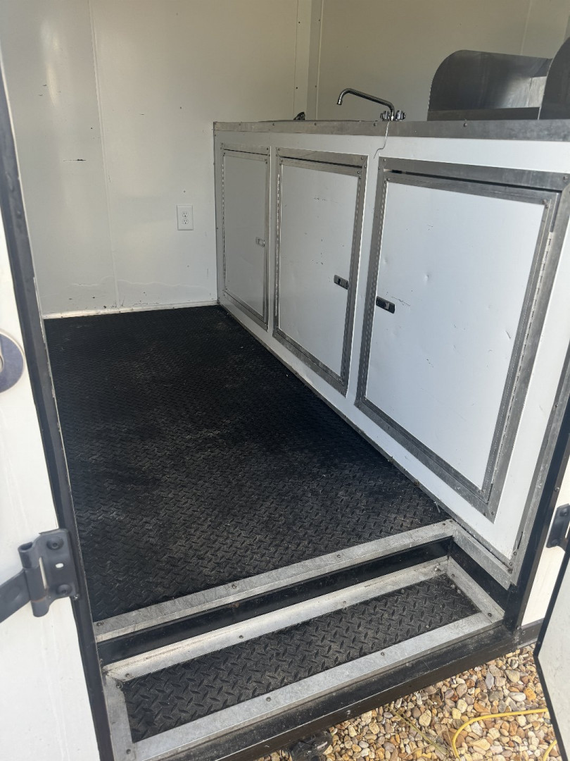 Used 2022 PowerLine Cargo 8.5x20' Cargo / Enclosed Trailer