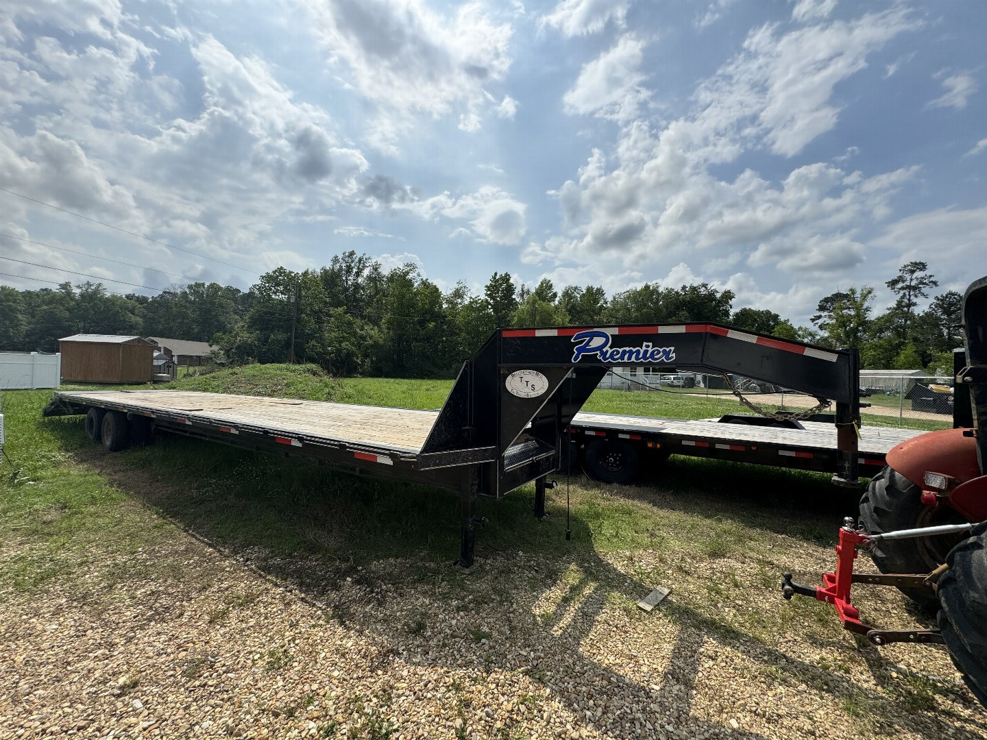 Used 2023 Bellwether MFG 102”x 40ft 20k Deckover Trailer