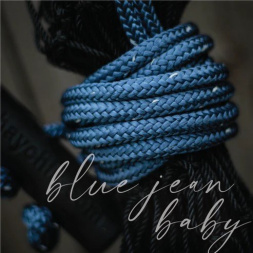 New 2025 Hay Chix Half Bale Slow Feed Net Farm / Ranch