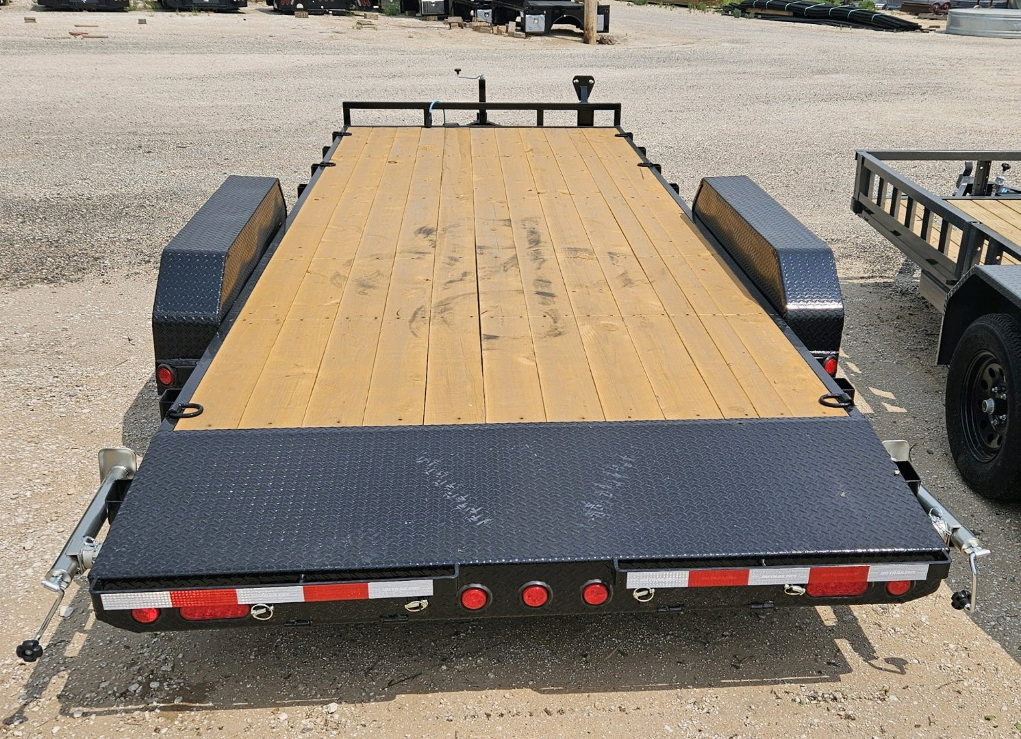 New 2026 PJ TRAILERS 83" x 20' 5 in. Channel (CE) Equipment Trailer