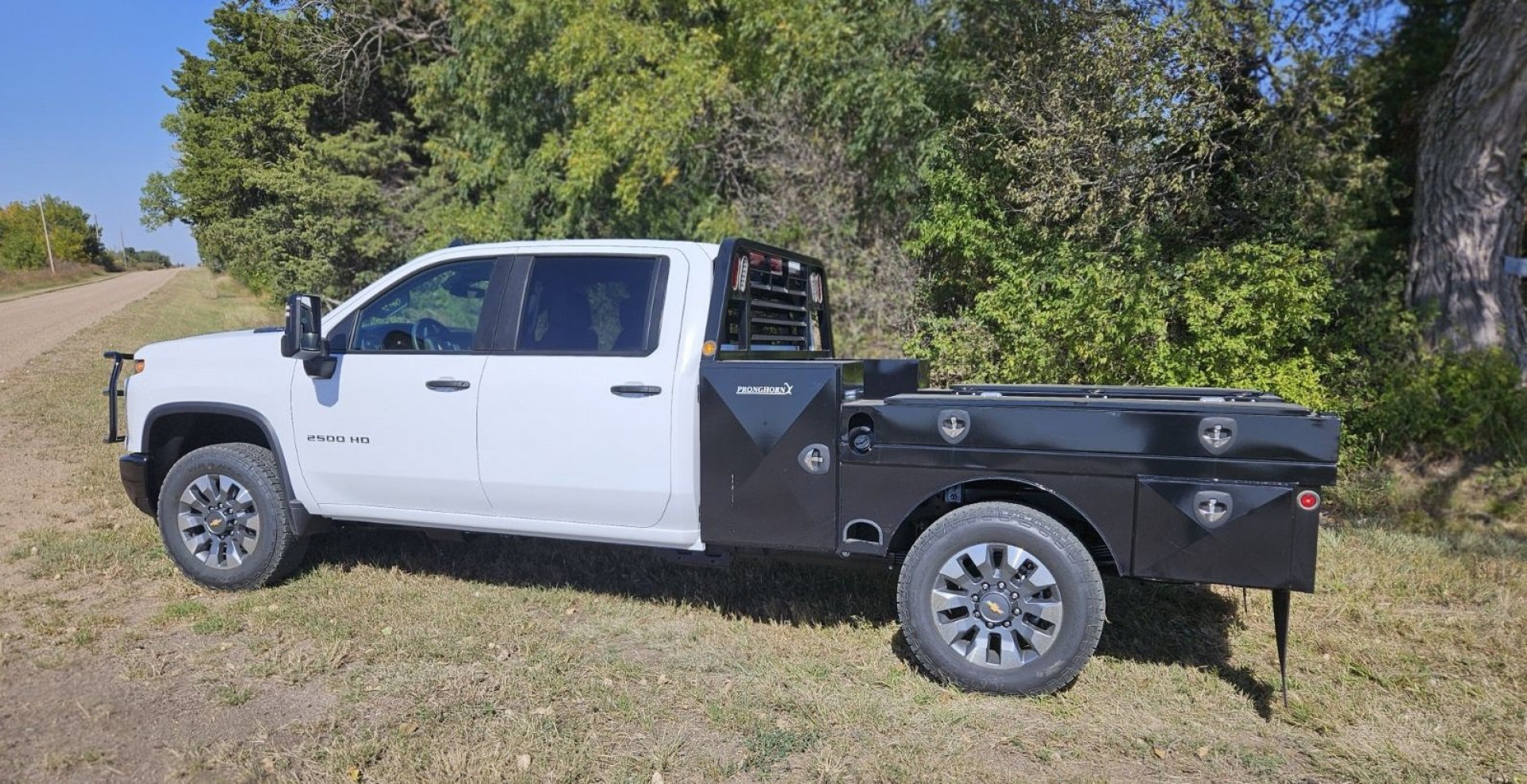 New 2026 Pronghorn 8700 UT Truck Bed