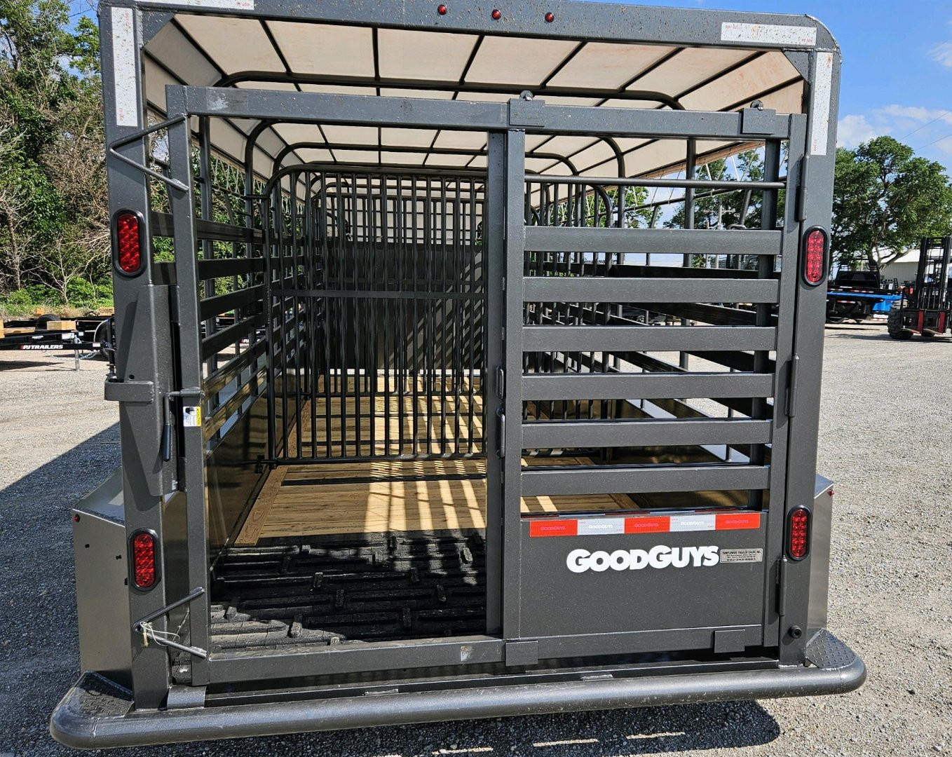 New 2026 GOOD GUYS TRAILERS 6'8" x 24' Wrangler Bar-Top Stock / Stock Combo Trailer