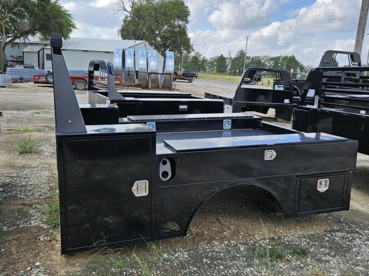 New 2024 GENCO Genco Long Bed 56" c/a SRW Royal Utility Truck Bed