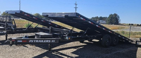 New 2026 PJ Trailers 102" x 22' Deckover Tilt (T8) Deckover Trailer