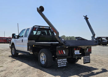 New 2025 C5 MANUFACTURING Rancher Arm Bed Single Rear Wheel