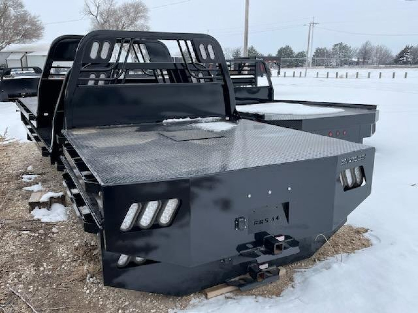 New 2025 CROWNLINE Rubrail Single Rear Wheel Short Bed Truck Bed