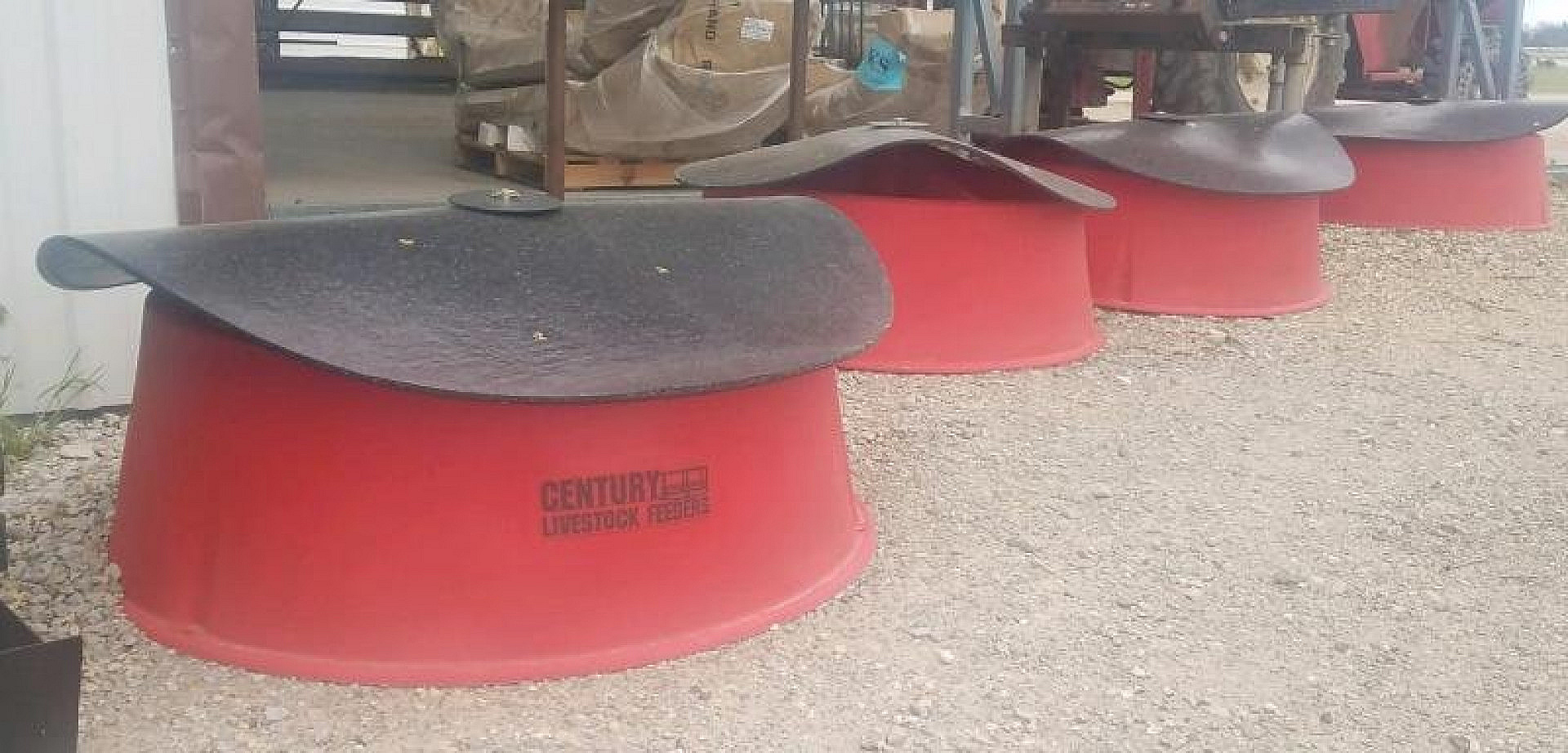 New 2025 Century Livestock 250# Mineral Feeder Farm / Ranch