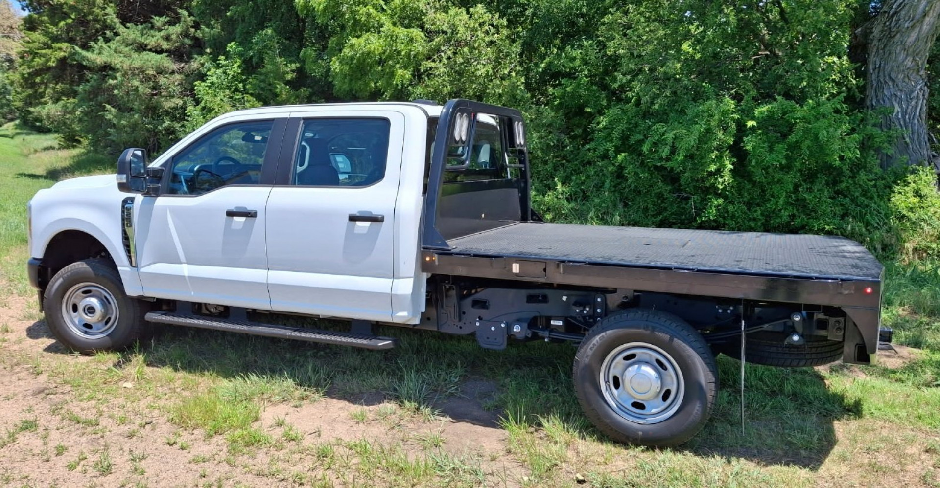 New 2025 CROWNLINE Rubrail Single Rear Wheel Long Bed Truck Bed