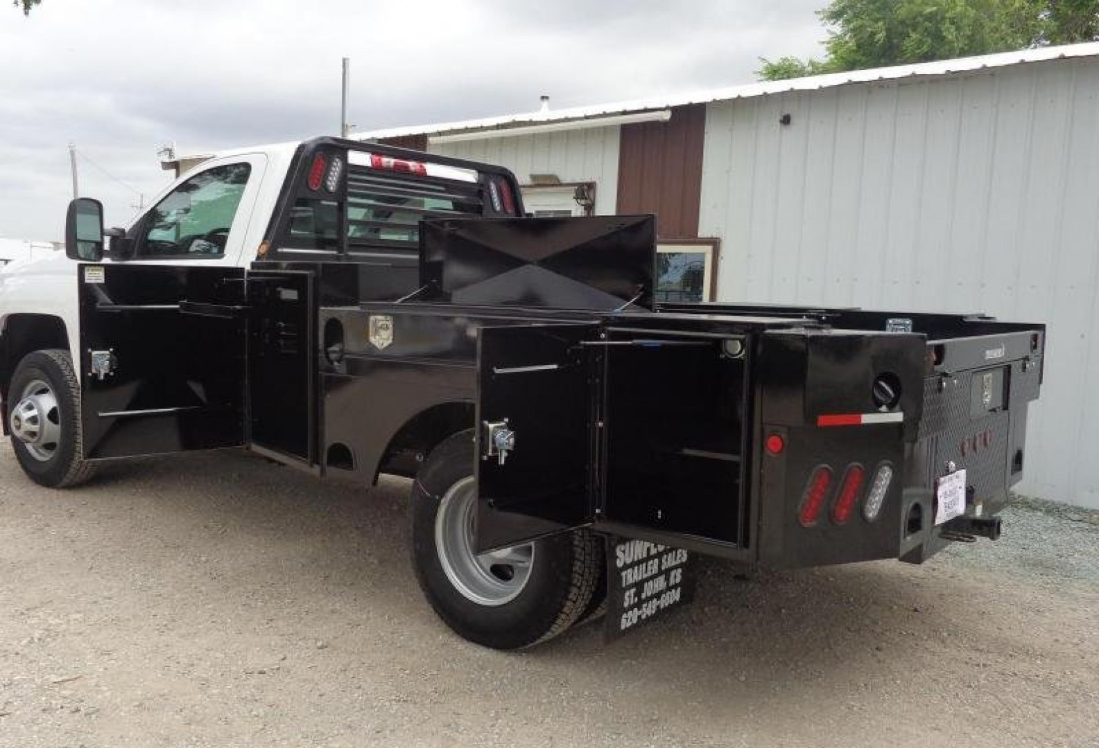 New 2026 Pronghorn 9000 UTD Truck Bed