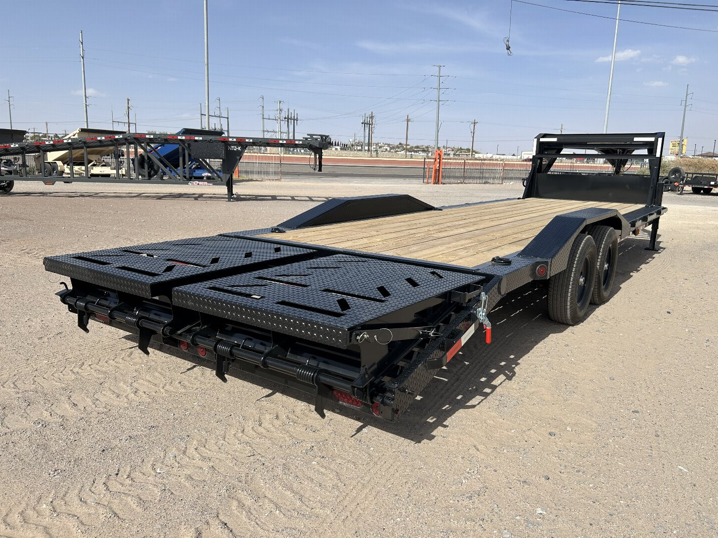New 2026 Iron Bull 102x28 14k Gooseneck Trailer