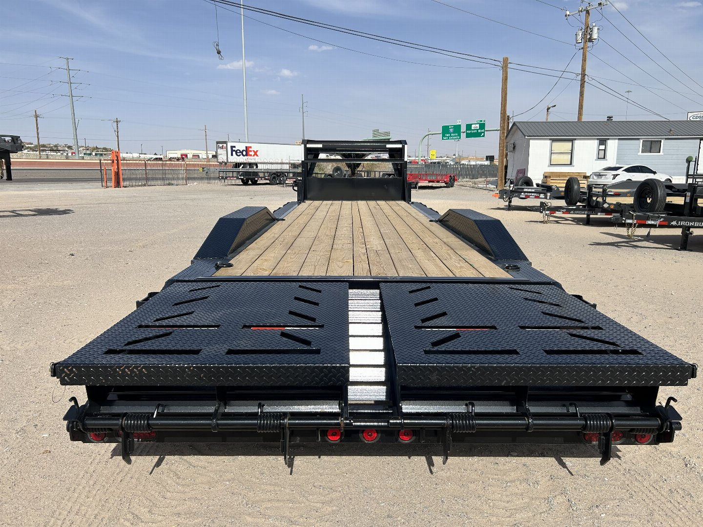 New 2026 Iron Bull 102x28 14k Gooseneck Trailer