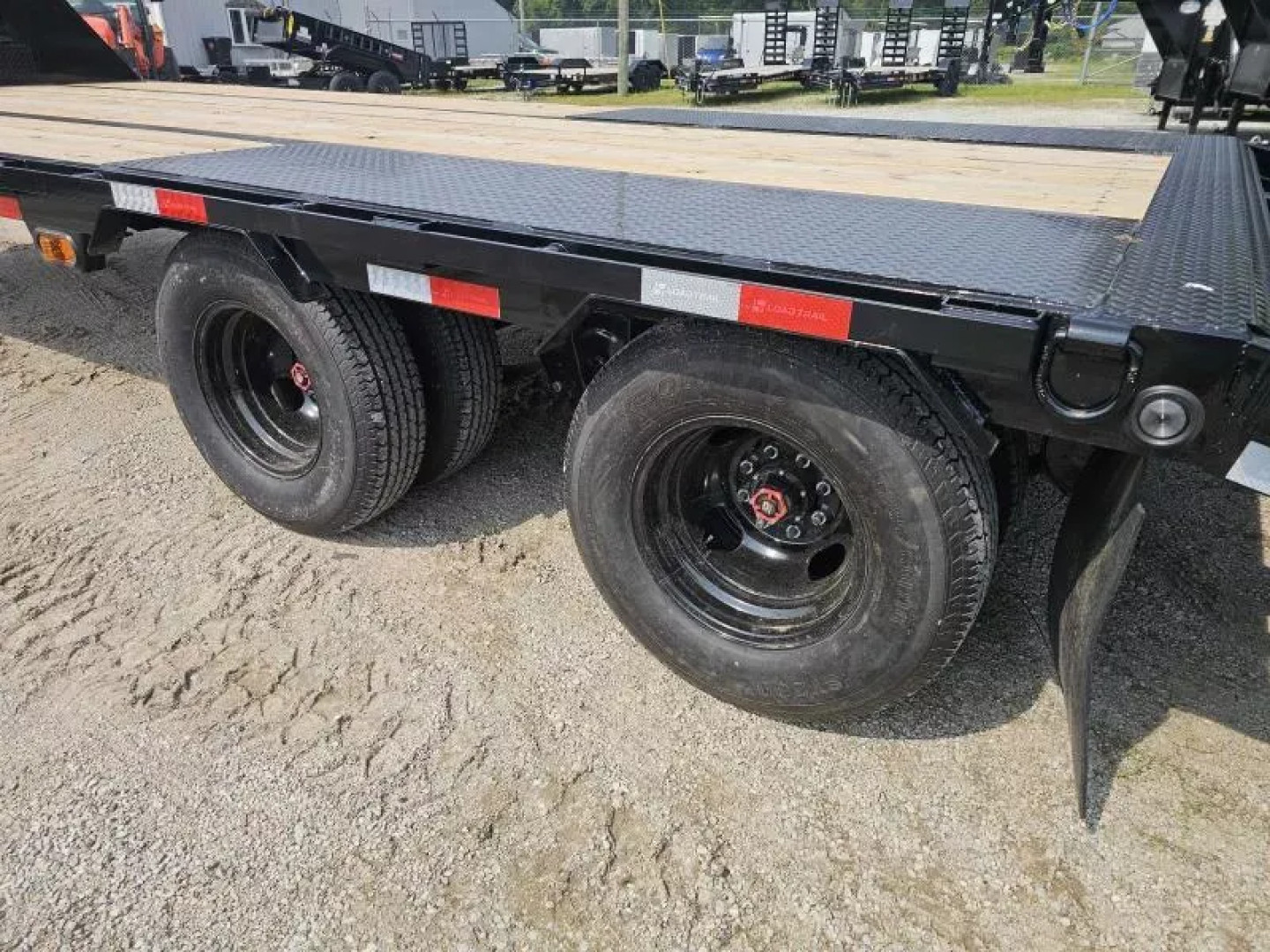 New 2025 Load Trail BRAND NEW 102X25 24K GOOSENECK MAX RAMPS TANDEM ...