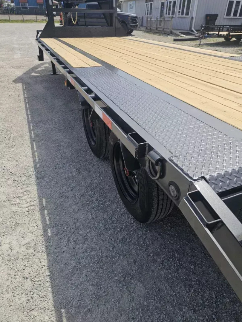 New 2025 Load Trail BRAND NEW 102X25 16K GOOSENECK MAX RAMPS 8K AXLES ...