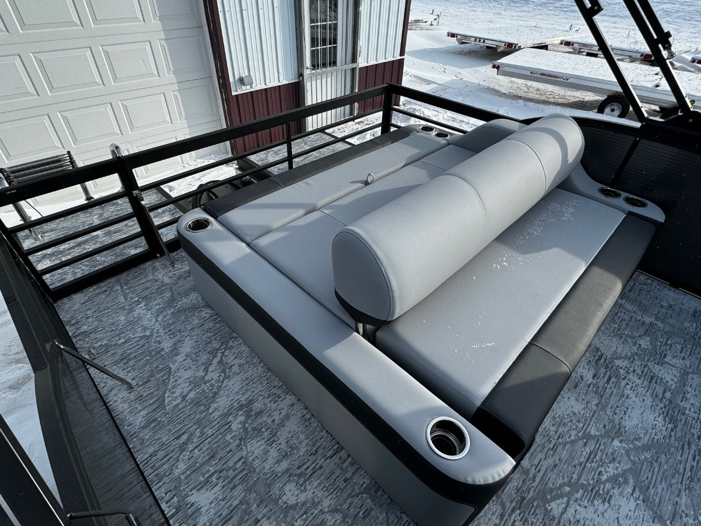 New 2024 FLAGSHIP D22B TRITOON w/SUZUKI DF250 **FREE JB Lund Bunk Trailer or Vertical Lift w/Purchase -- Up to a $7995 Value!!