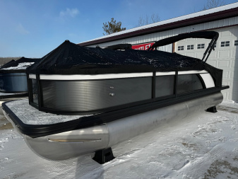 New 2024 FLAGSHIP D22B TRITOON w/SUZUKI DF250 **FREE JB Lund Bunk Trailer or Vertical Lift w/Purchase -- Up to a $7995 Value!!
