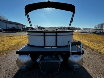 New 2024 Flagship E22CU w/Suzuki DF115W **FREE BUNK TRAILER or PONTOON LIFT - UP TO $7995 VALUE**
