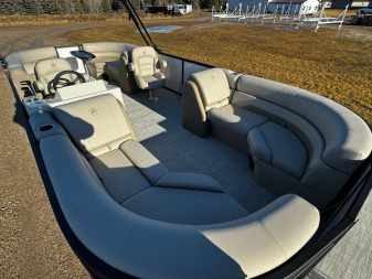 New 2024 Flagship E22CU w/Suzuki DF115W **FREE BUNK TRAILER or PONTOON LIFT - UP TO $7995 VALUE**