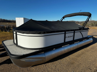 New 2024 Flagship E22CU w/Suzuki DF115W **FREE BUNK TRAILER or PONTOON LIFT - UP TO $7995 VALUE**