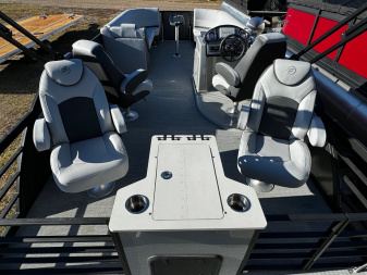 New 2024 FLAGSHIP D22CU w/SUZUKI DF150 **FREE JB Lund Bunk Trailer or Vertical Lift w/Purchase -- Up to a $7995 Value!!