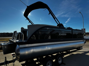 New 2024 FLAGSHIP D22CU w/SUZUKI DF150 **FREE JB Lund Bunk Trailer or Vertical Lift w/Purchase -- Up to a $7995 Value!!