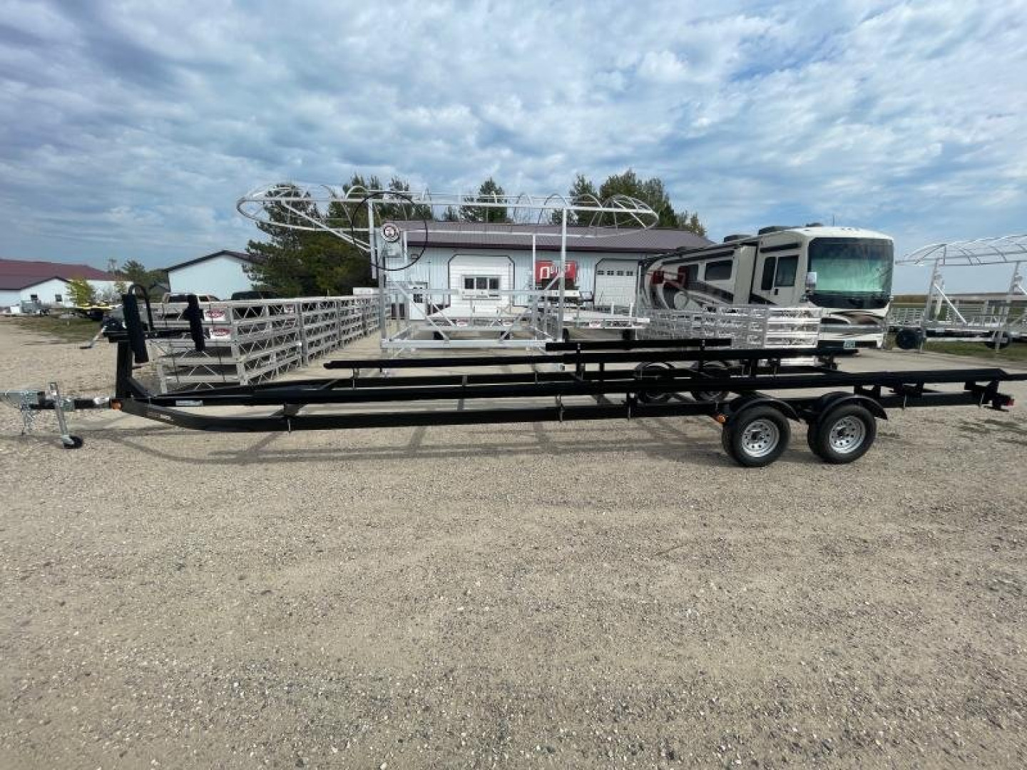 New 2025 JB LUND 28'-30' PONTOON TANDEM AXLE TRAILER W/BRAKES
