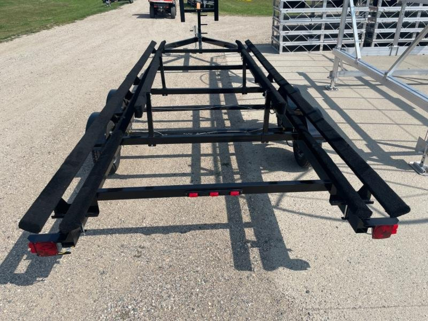 New 2026 JB LUND 25'-27' PONTOON TANDEM AXLE TRAILER W/BRAKES