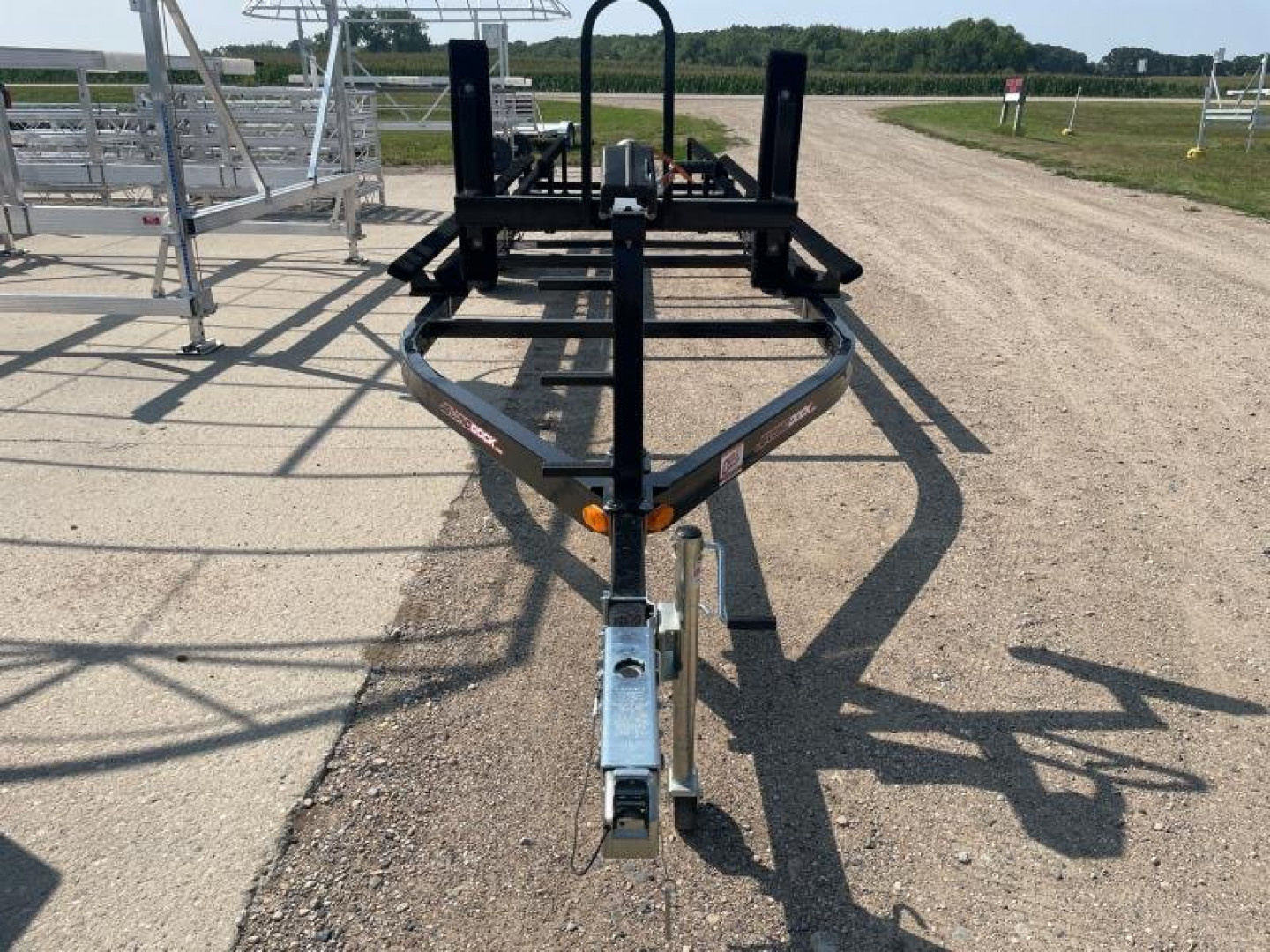 New 2026 JB LUND 25'-27' PONTOON TANDEM AXLE TRAILER W/BRAKES