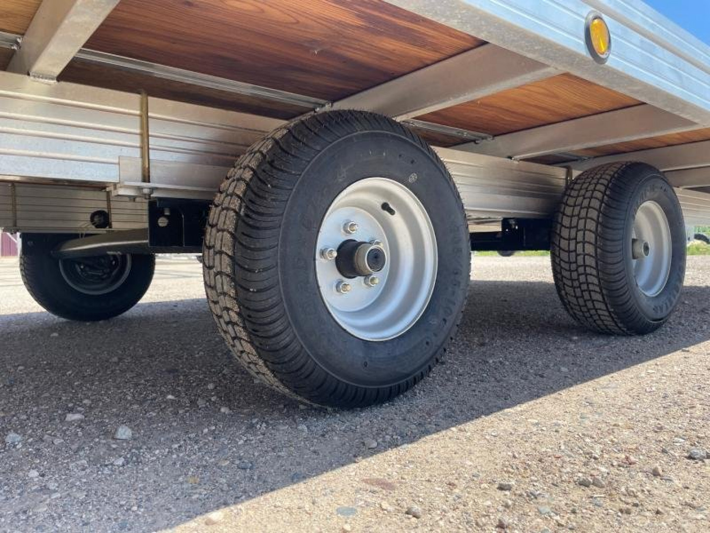 New 2025 20' V-FRONT SLEDBED 4-PLACE TANDEM AXLE SNOWMOBILE TRAILER by JB LUND
