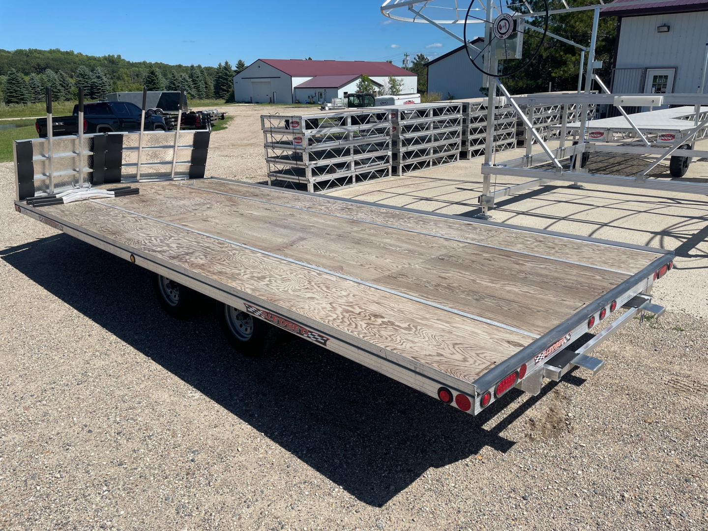 New 2024 22' V-FRONT SLEDBED 4-PLACE TANDEM AXLE SNOWMOBILE TRAILER w/SALT SHIELD by JB LUND