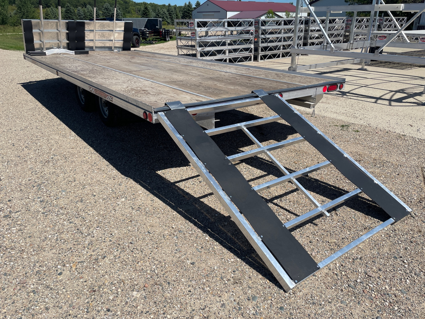 New 2024 22' V-FRONT SLEDBED 4-PLACE TANDEM AXLE SNOWMOBILE TRAILER w/SALT SHIELD by JB LUND