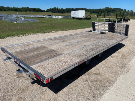 New 2024 22' V-FRONT SLEDBED 4-PLACE TANDEM AXLE SNOWMOBILE TRAILER w/SALT SHIELD by JB LUND