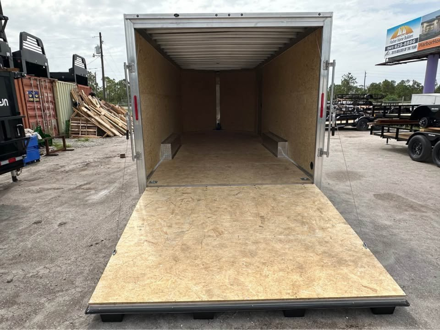 New 2026 Stealth Trailers C8.5x20S-XLT_PRO Cargo / Enclosed Trailer