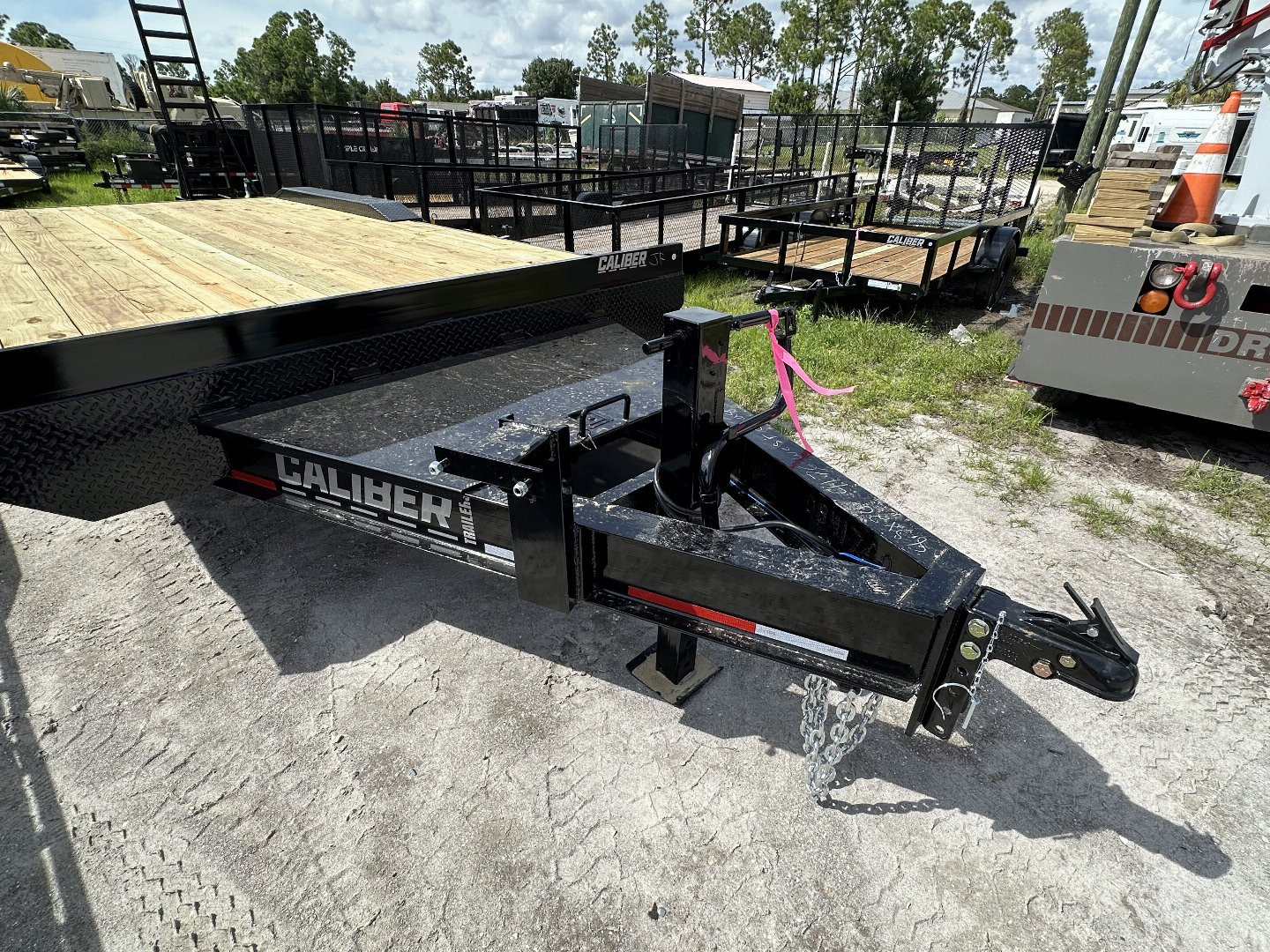 New 2026 Caliber Trailer Mfg 8.5x20 14K Drive Over Fender Equipment Trailer