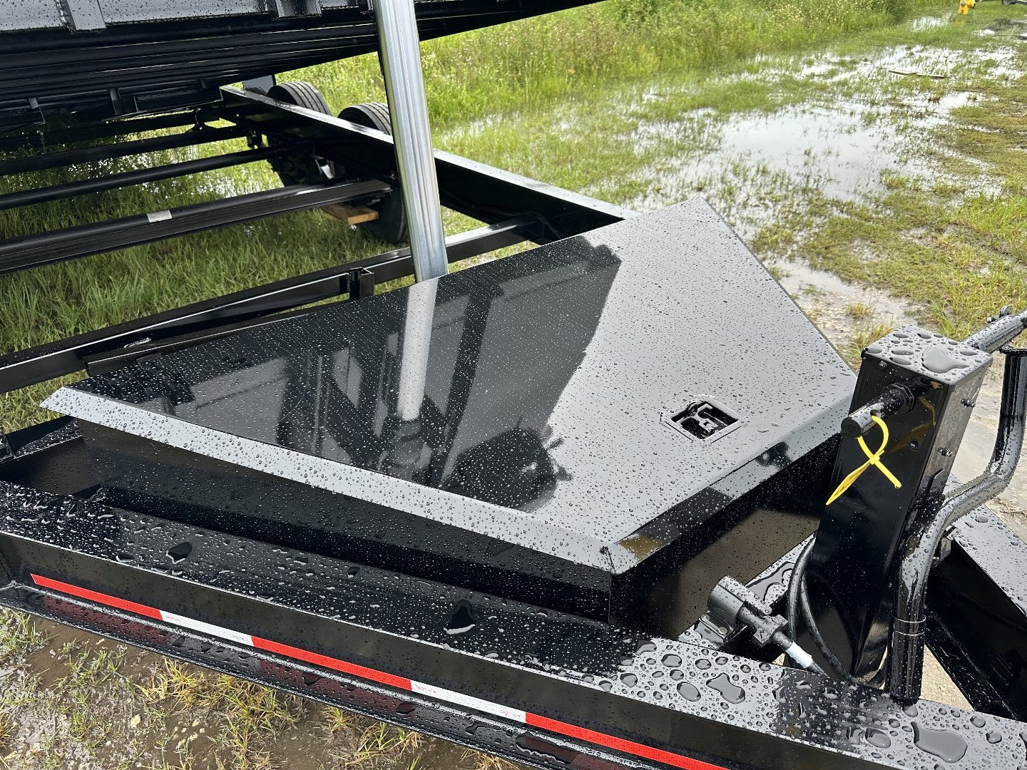 New Caliber Trailer 7x16 14K GVWR 48" I-Beam Dump Trailer
