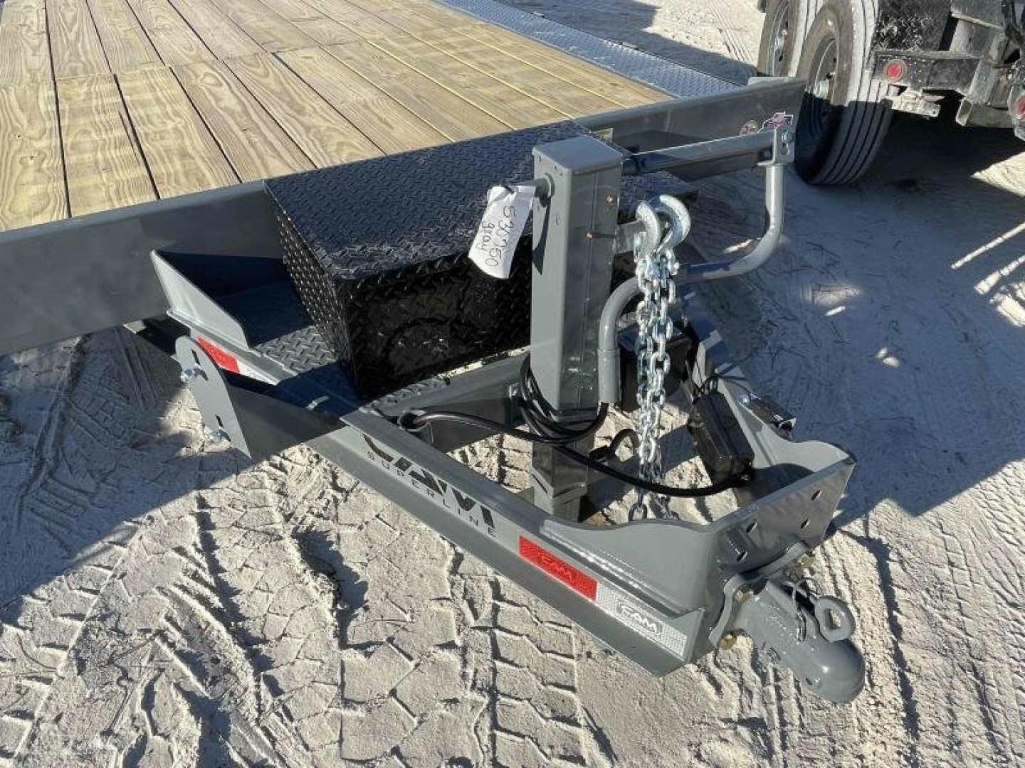 New 2025 CAM SUPERLINE 8.5 x 22 (20+2) Equipment Trailer