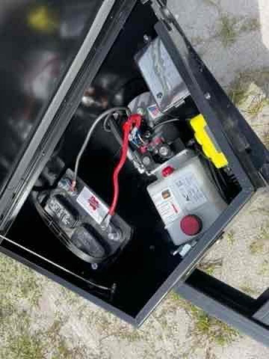 New 2025 TRIPLE CROWN TRAILERS 7' x 14' Heavy Duty 14K Dump Trailer