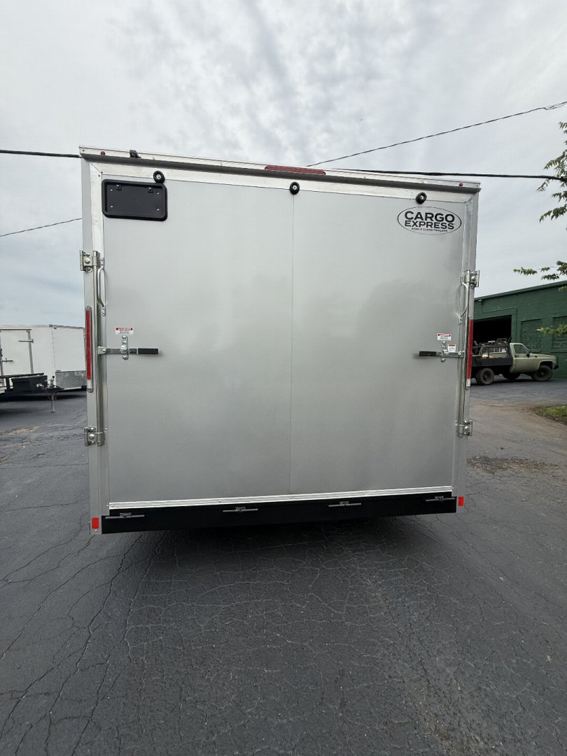 New 2025 Cargo Express 8.5X18 7K XL SE Cargo / Enclosed Trailer