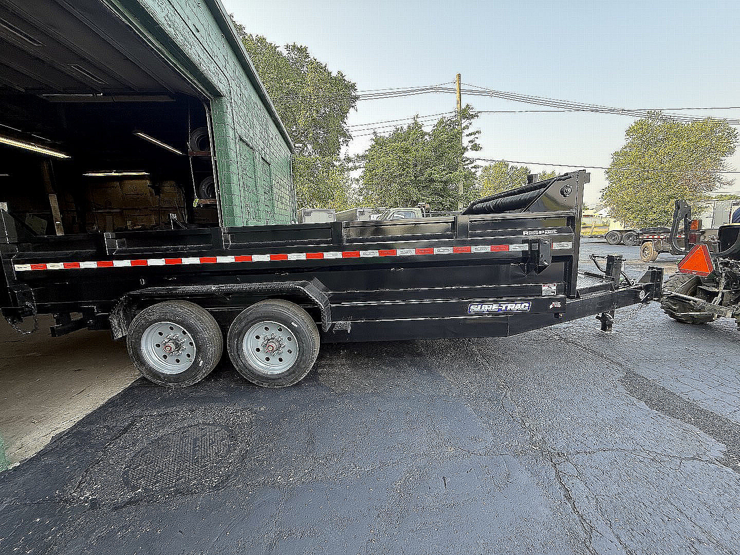 New 2025 Sure-Trac 82X16 16K Dump Trailer