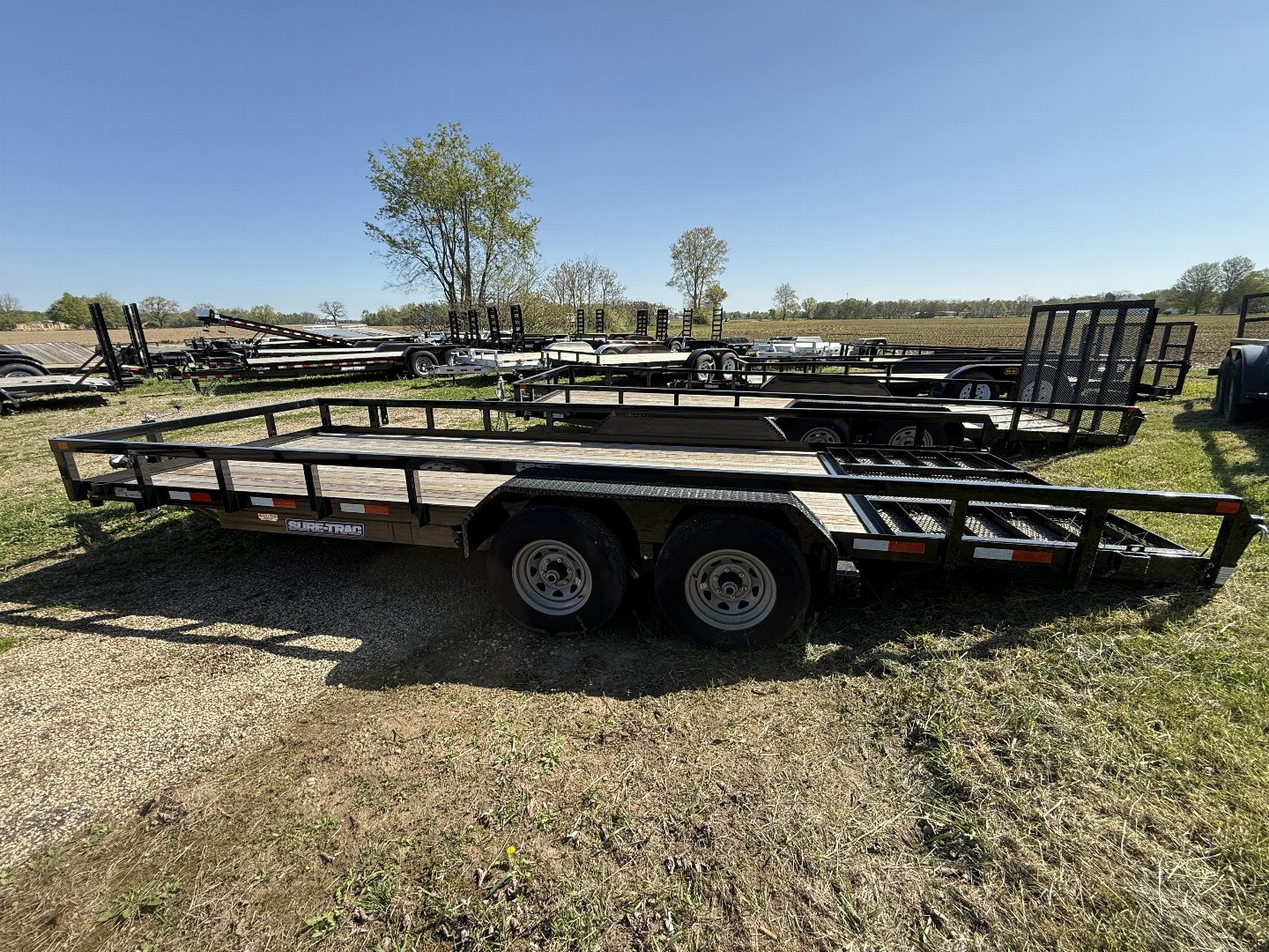 New 7X20 10K 2024 Sure-Trac ST8220TAT-B-100 Landscape Trailer