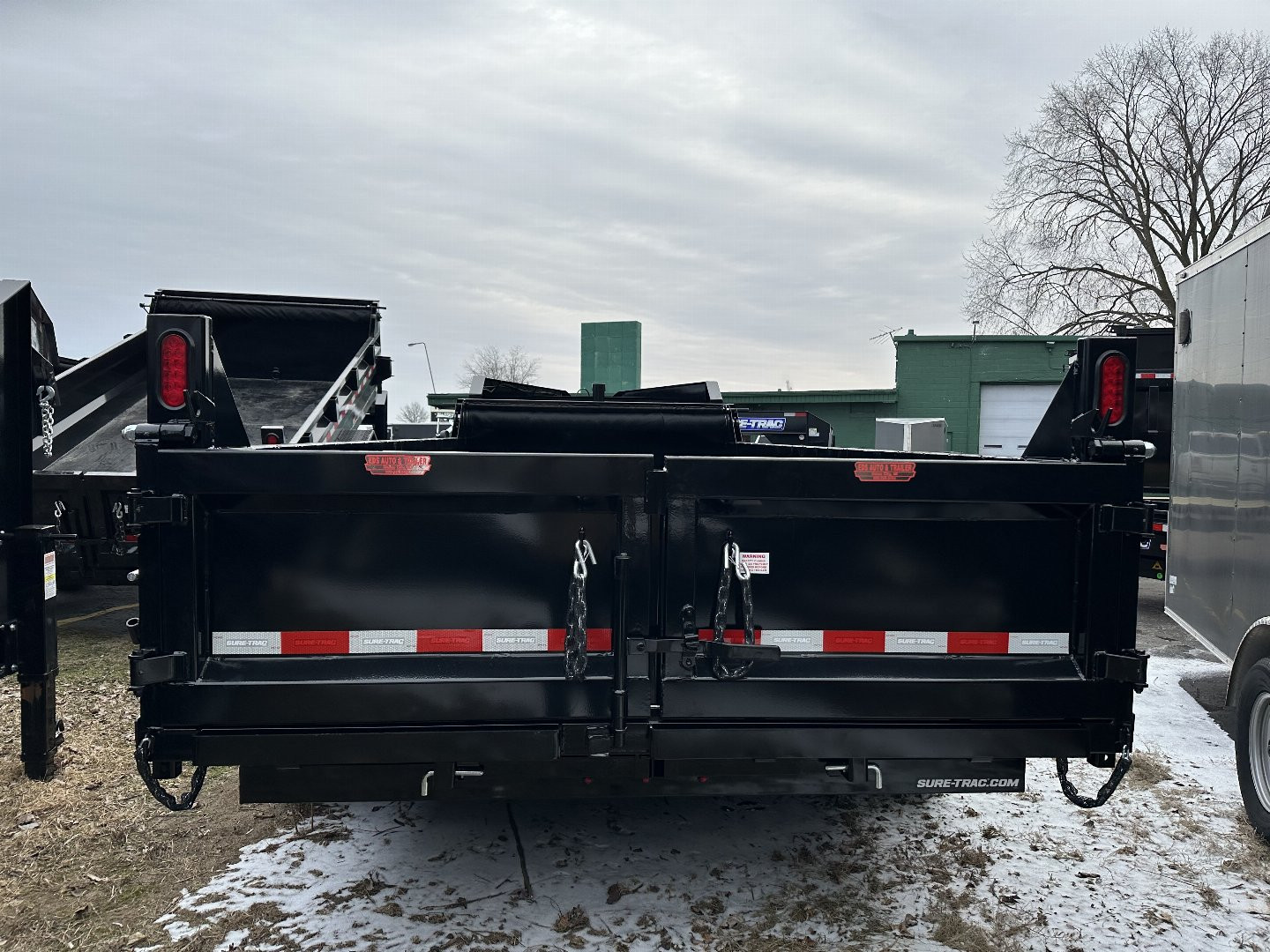 New 82x16 GOOSENECK 14K 2025 Sure-Trac Dump Trailer