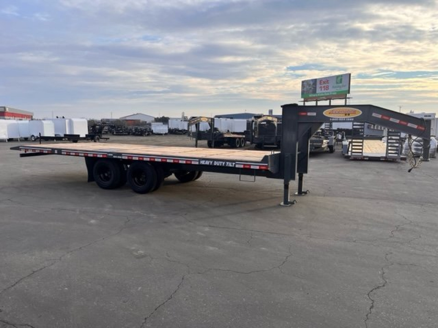New 2024 Econoline DG1025TE Tilt Trailer