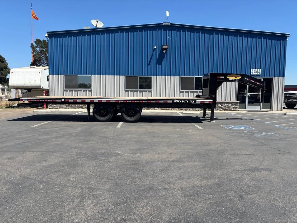 New 2026 Econoline 8.5'x25' Heavy Duty Cushion Tilt Trailer Payload:18,000lbs