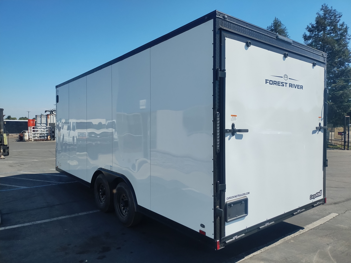 New 2025 Cargo King 8.5'x20' Car / Racing Trailer V-Nose