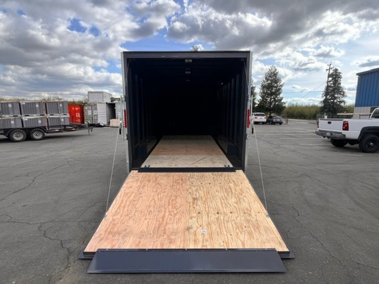 New 2025 Tru 8.5x16x8 Custom V-Nose Cargo / Enclosed