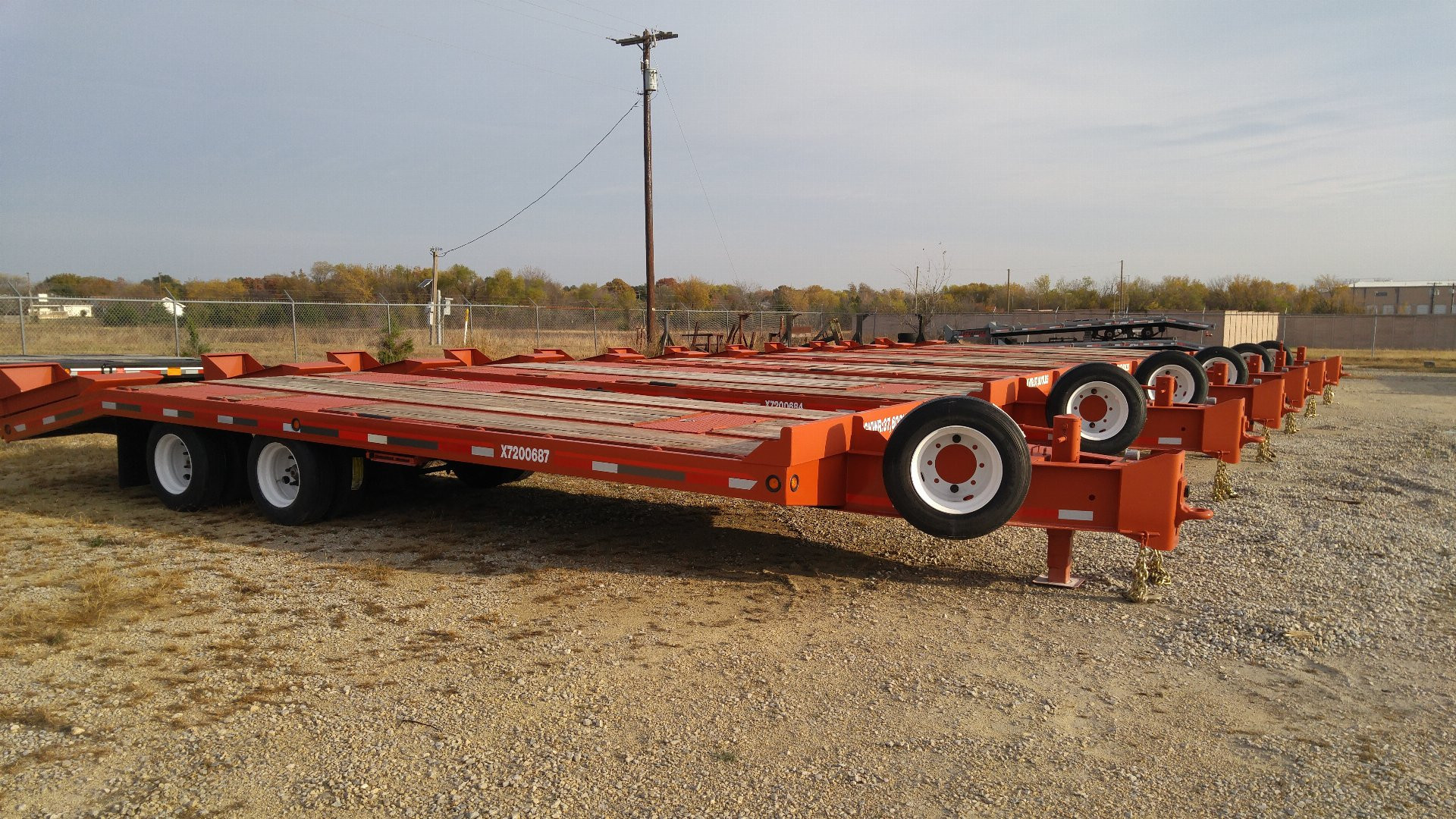 New 2024 Interstate Cargo 70LBG/102 Deckover Trailer