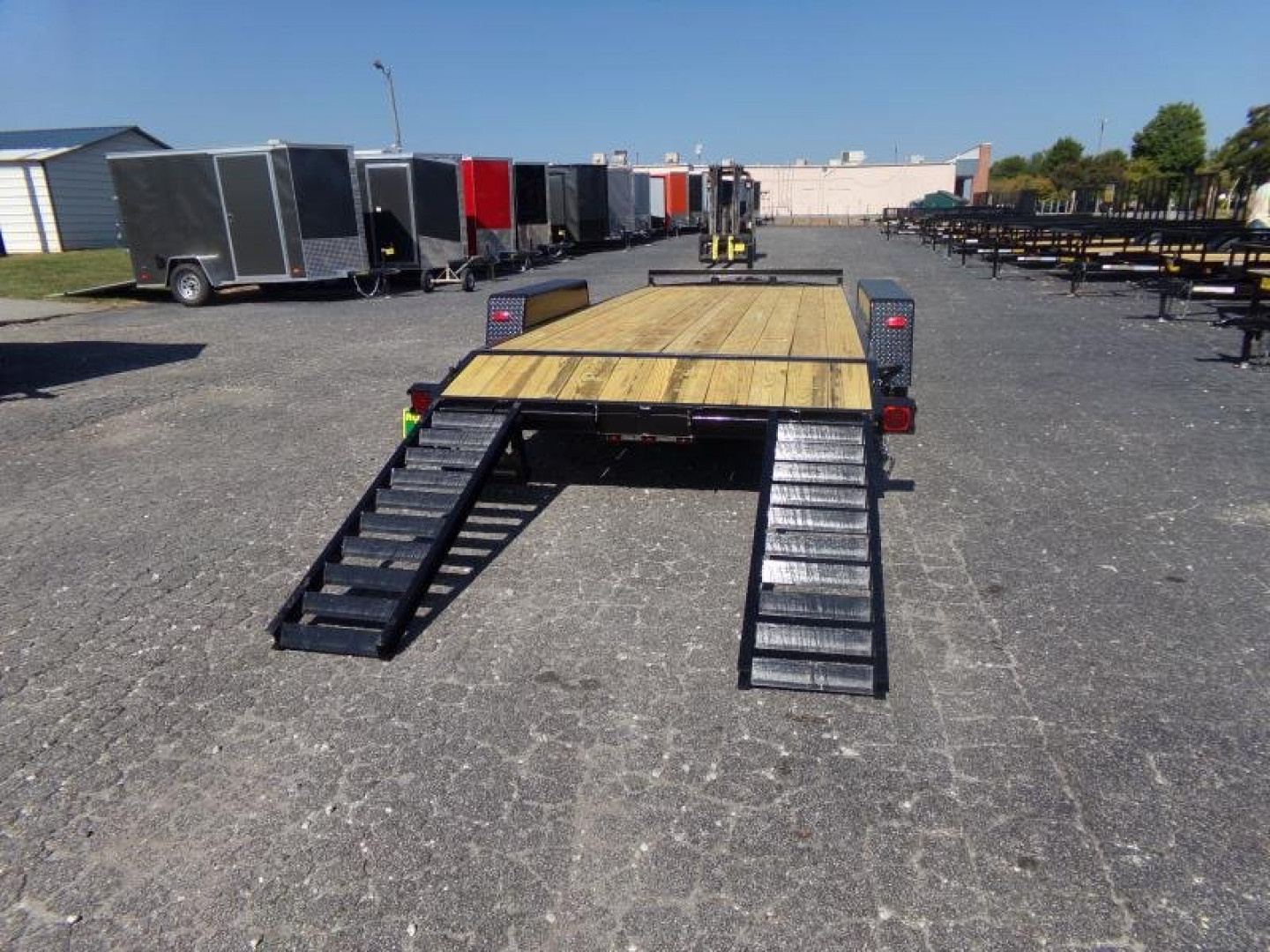 New 2026 Superior Trailers 26.518-6 Equipment Trailer