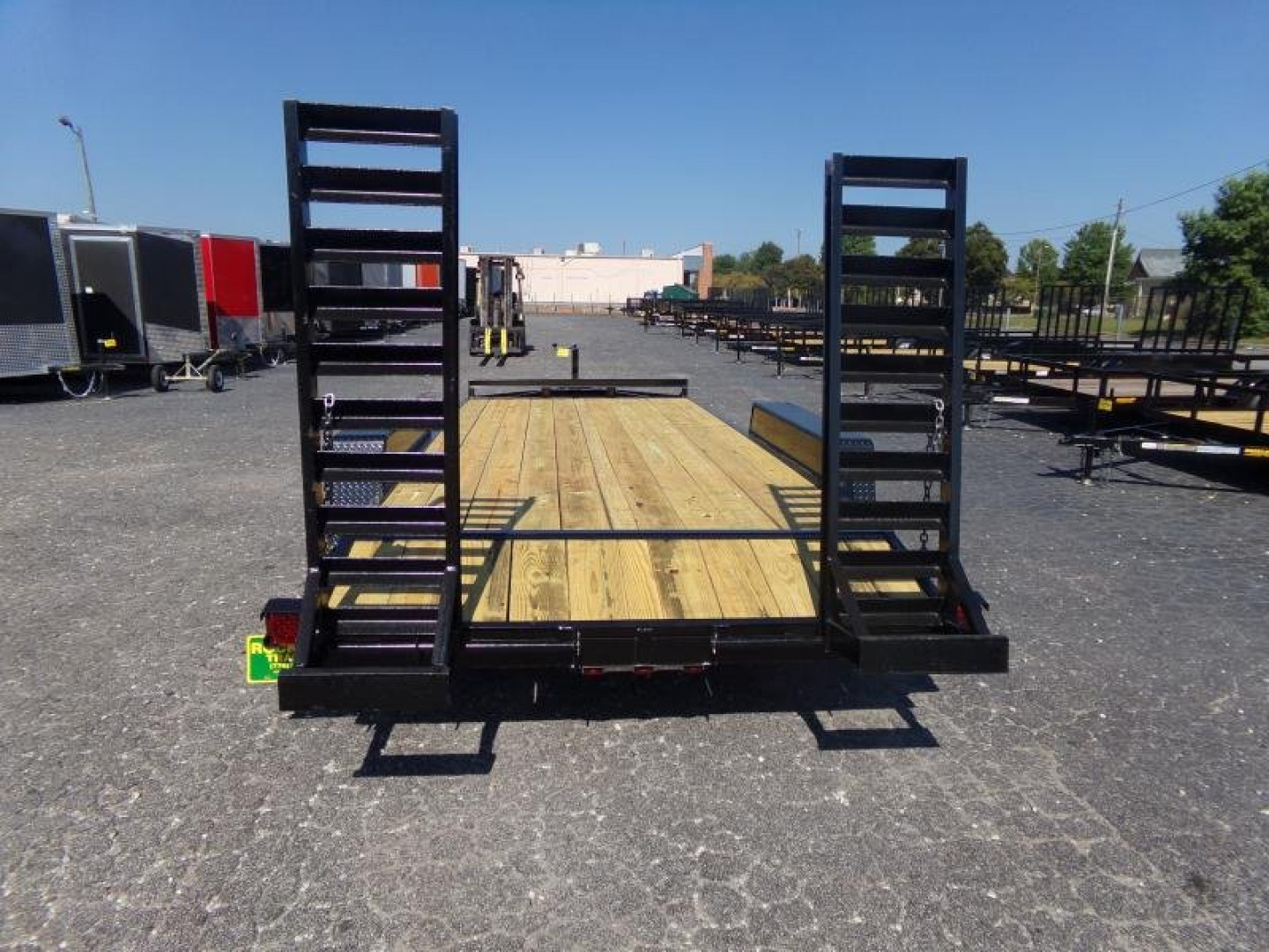 New 2026 Superior Trailers 26.518-6 Equipment Trailer