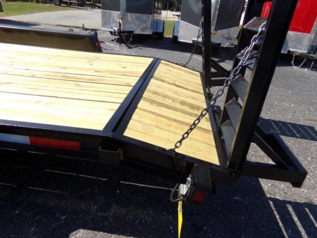 New 2026 Superior Trailers 26.518-6 Equipment Trailer