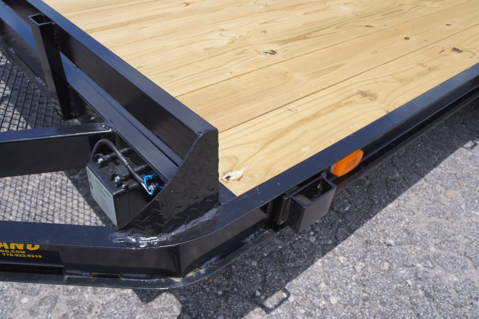 New 2026 Superior Trailers 26.516-3T Equipment Trailer